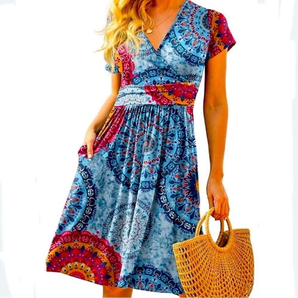 LILBETTER-Casual Short Sleeve V-Neck Dress w/Pockets-Sz S